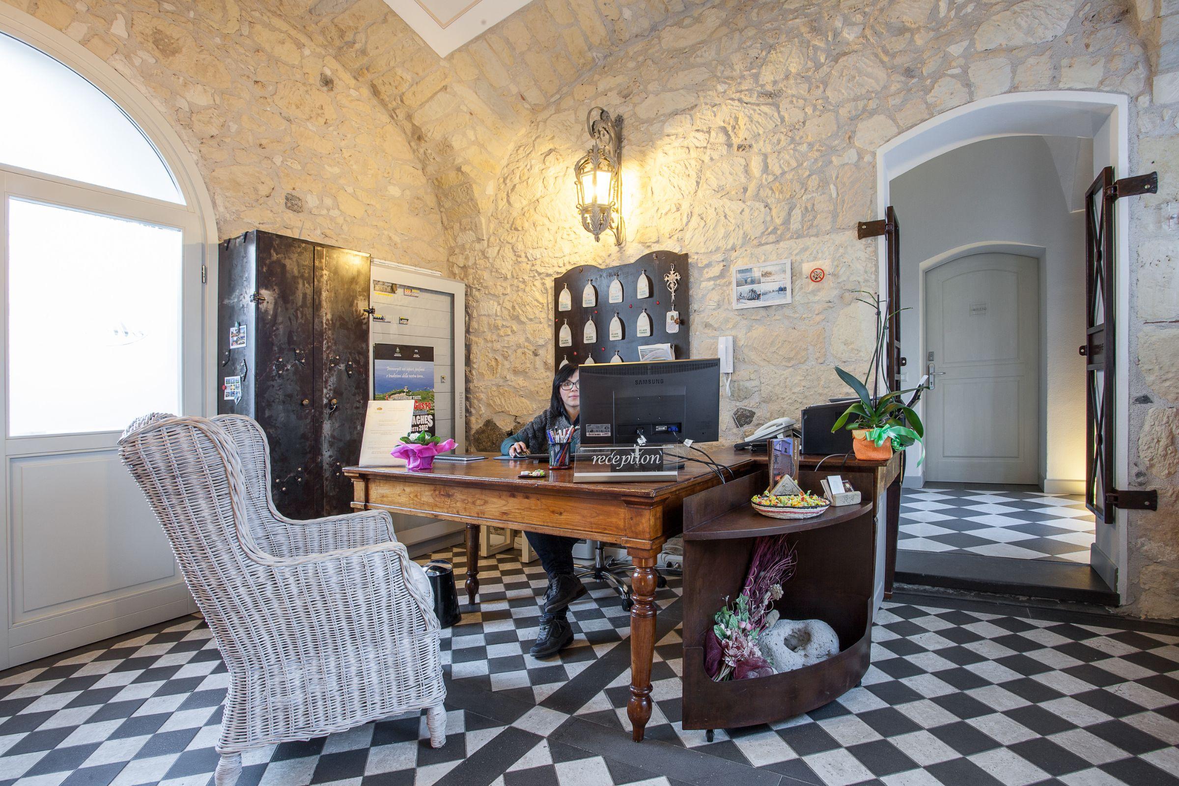 La Petite Maison 特雷斯努拉吉斯 外观 照片