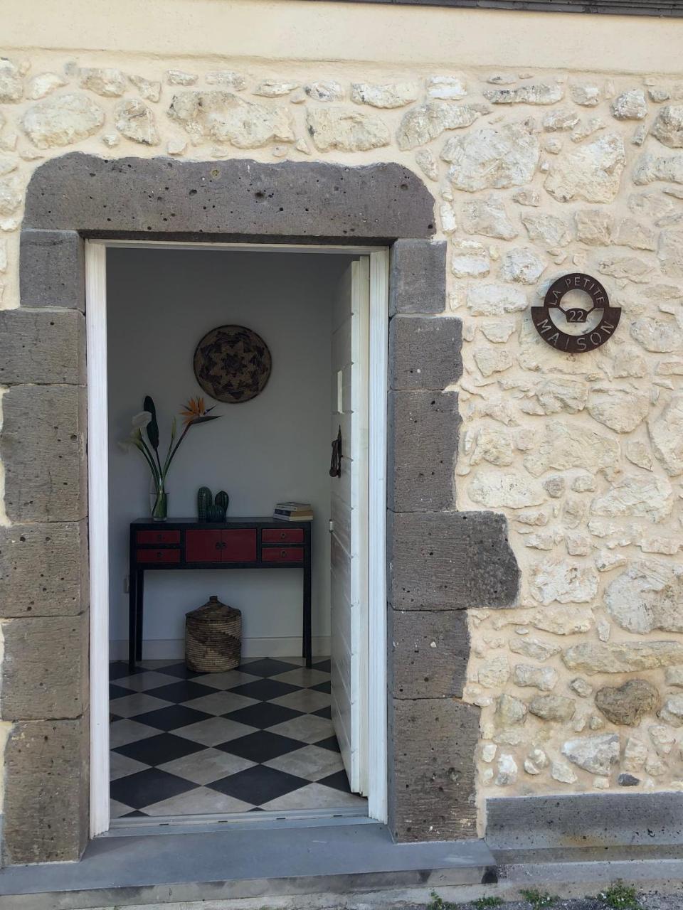 La Petite Maison 特雷斯努拉吉斯 外观 照片