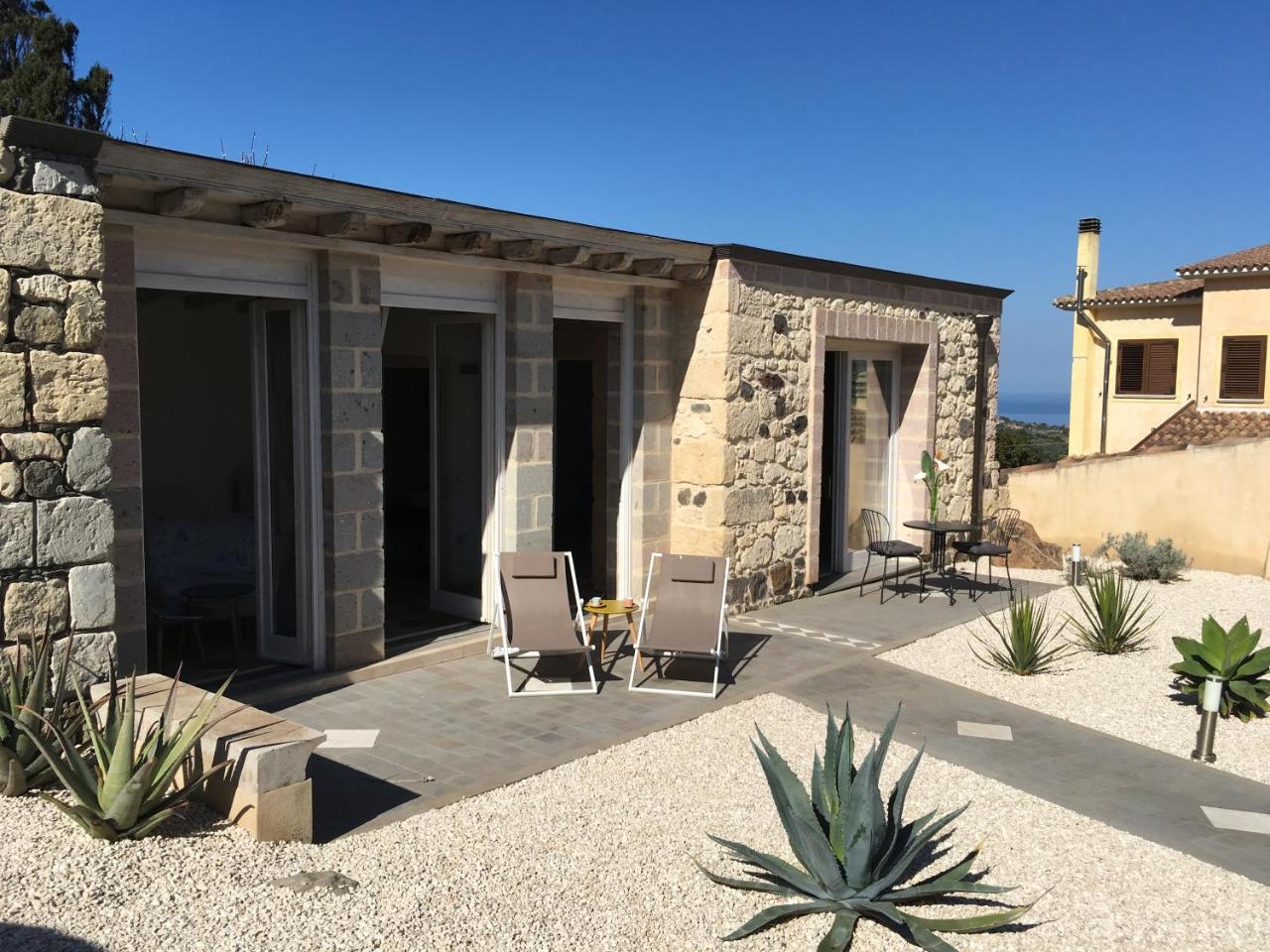 La Petite Maison 特雷斯努拉吉斯 外观 照片